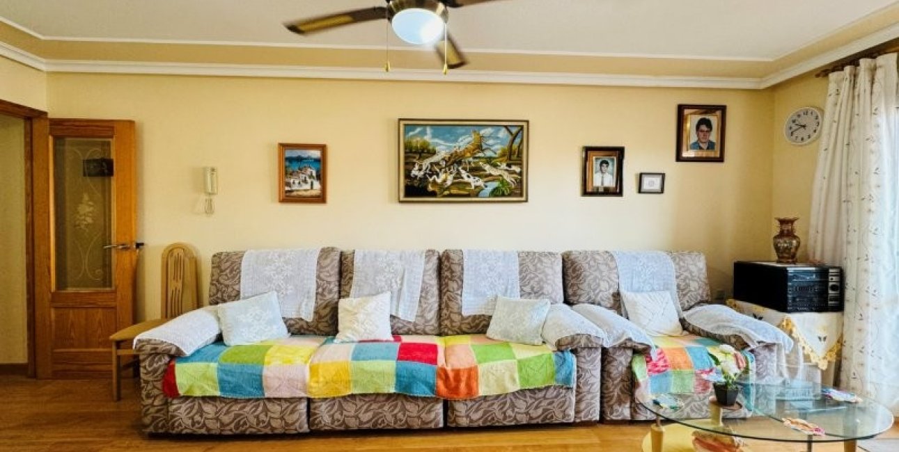 Resale - Apartment / flat -
Torrevieja - La Mata