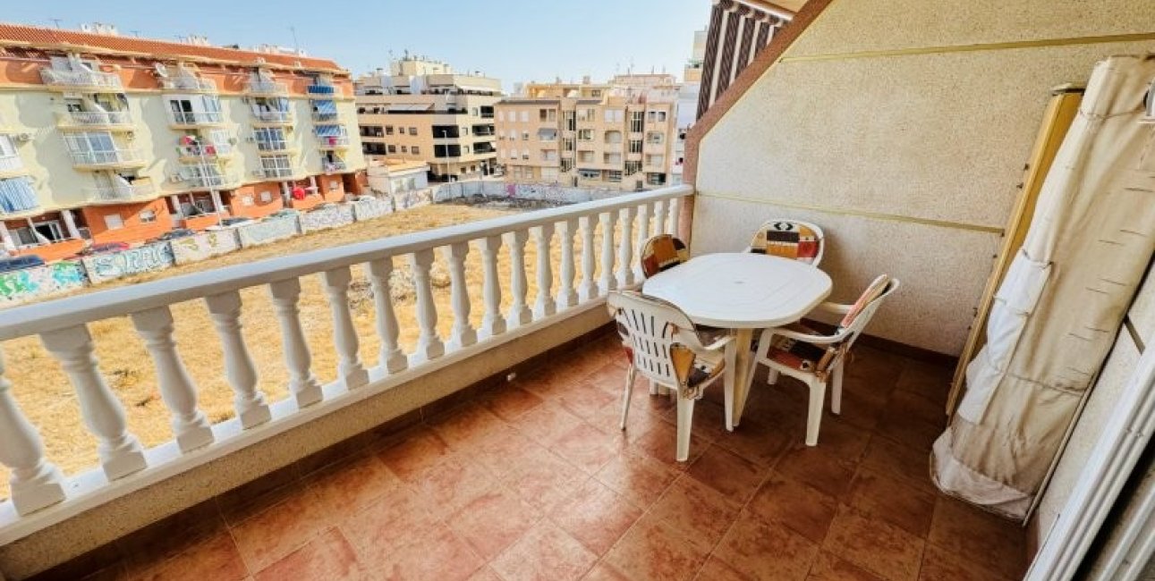 Resale - Apartment / flat -
Torrevieja - La Mata