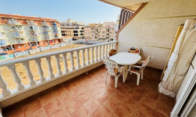 Resale - Apartment / flat -
Torrevieja - La Mata