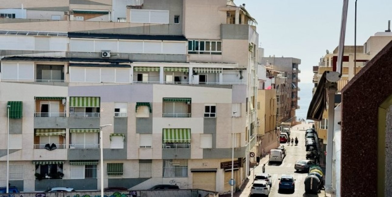 Resale - Apartment / flat -
Torrevieja - La Mata