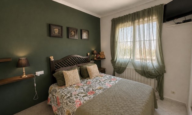 Resale - Villa -
Ciudad Quesada - La Marquesa