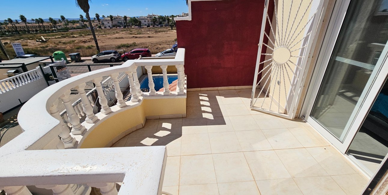 Resale - Townhouse / Semi-detached -
Ciudad Quesada - Cuidad Quesada