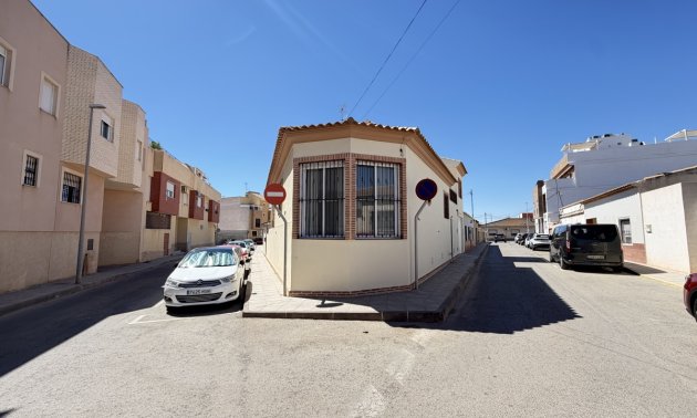 Reventa - Adosado -
Pilar de La Horadada - Pilar de La Horadada - Town