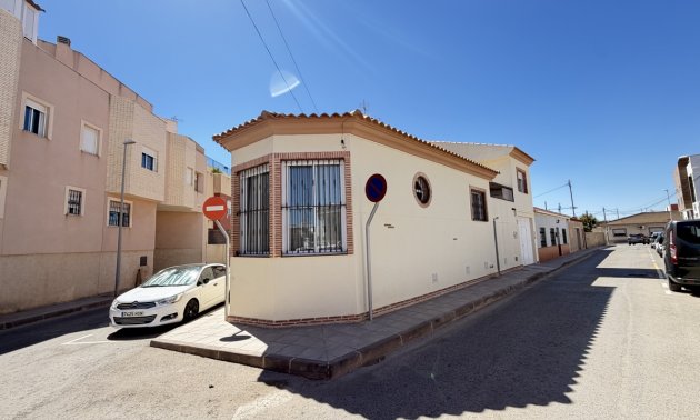 Reventa - Adosado -
Pilar de La Horadada - Pilar de La Horadada - Town