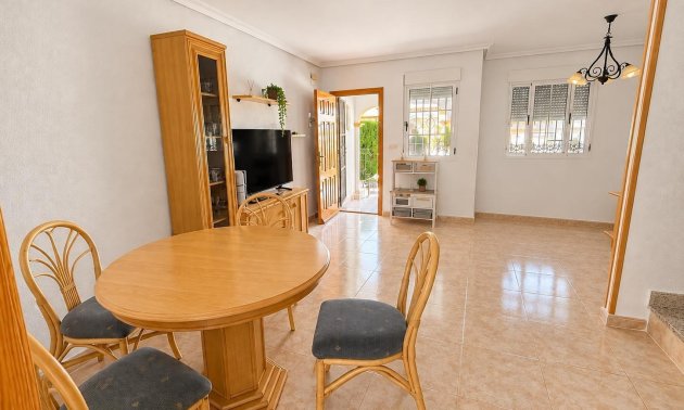 Resale - Townhouse -
Torrevieja - Torretas  - La Siesta - El Limonar