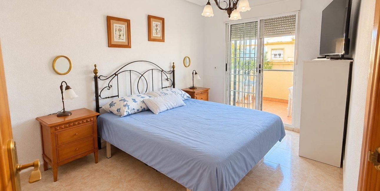 Resale - Townhouse -
Torrevieja - Torretas  - La Siesta - El Limonar