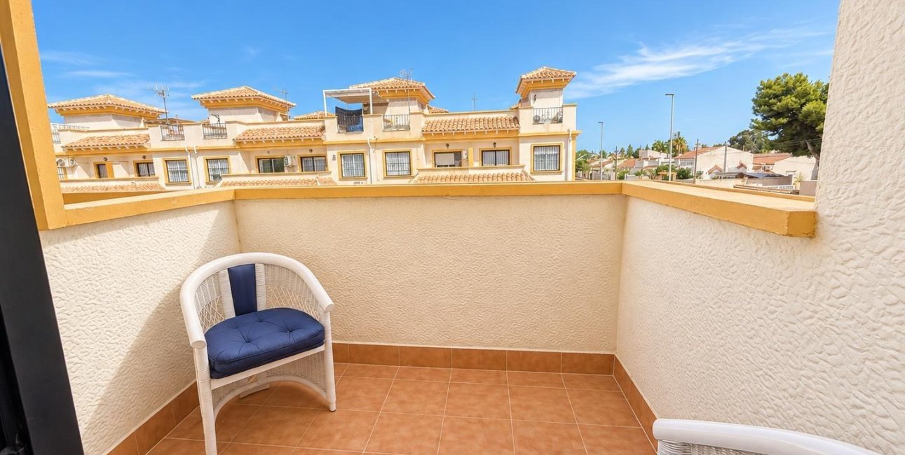 Resale - Townhouse -
Torrevieja - Torretas  - La Siesta - El Limonar