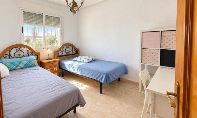 Resale - Townhouse -
Torrevieja - Torretas  - La Siesta - El Limonar