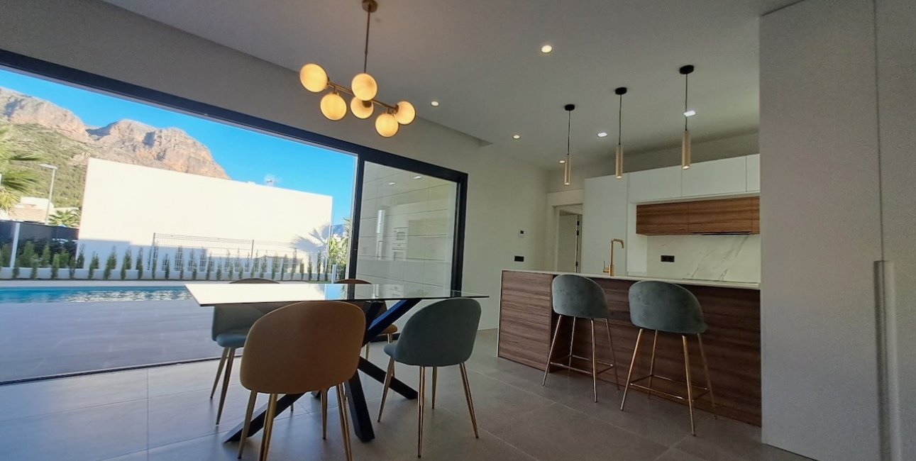 Reventa - Villa -
Polop - Urbanizaciones