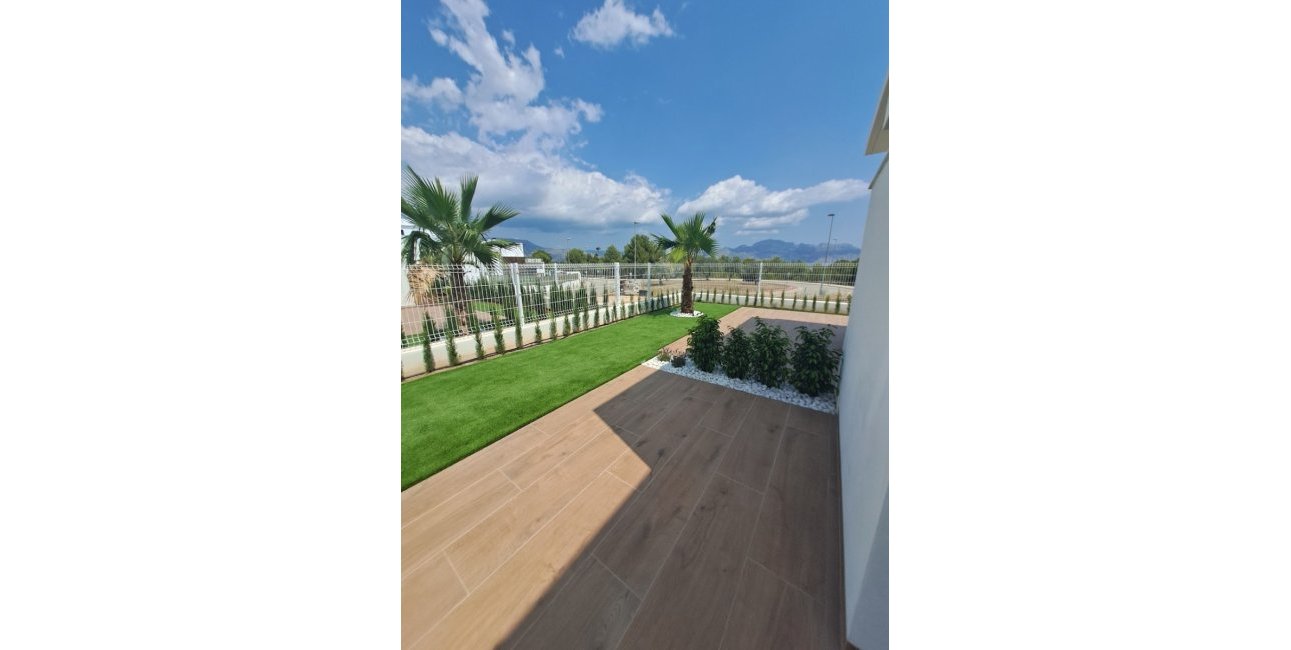 Reventa - Villa -
Polop - Urbanizaciones
