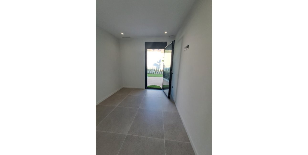 Reventa - Villa -
Polop - Urbanizaciones