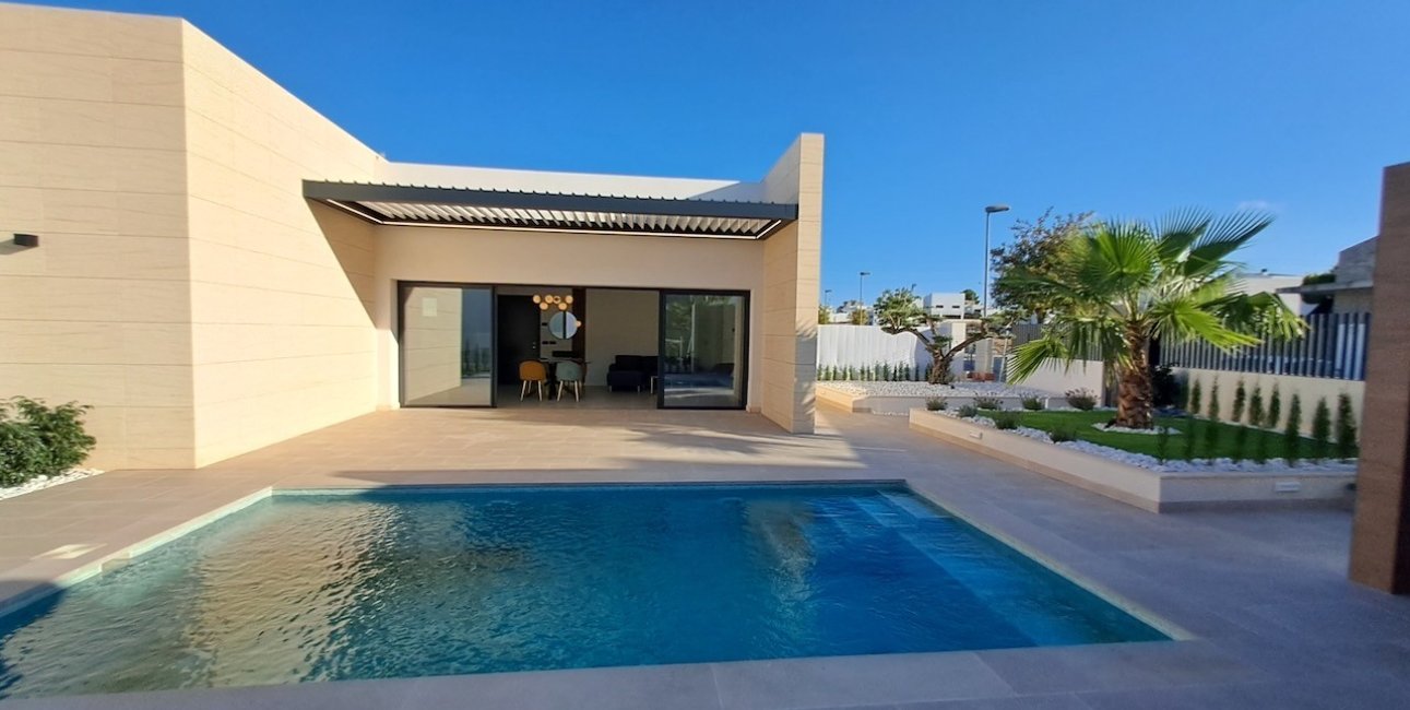 Reventa - Villa -
Polop - Urbanizaciones