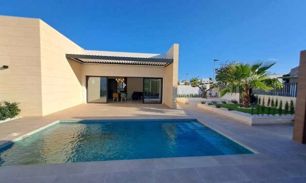 Reventa - Villa -
Polop - Urbanizaciones