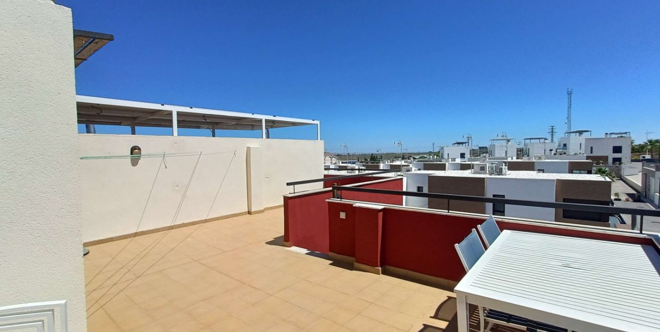Resale - Townhouse -
Algorfa - La Finca Golf Resort