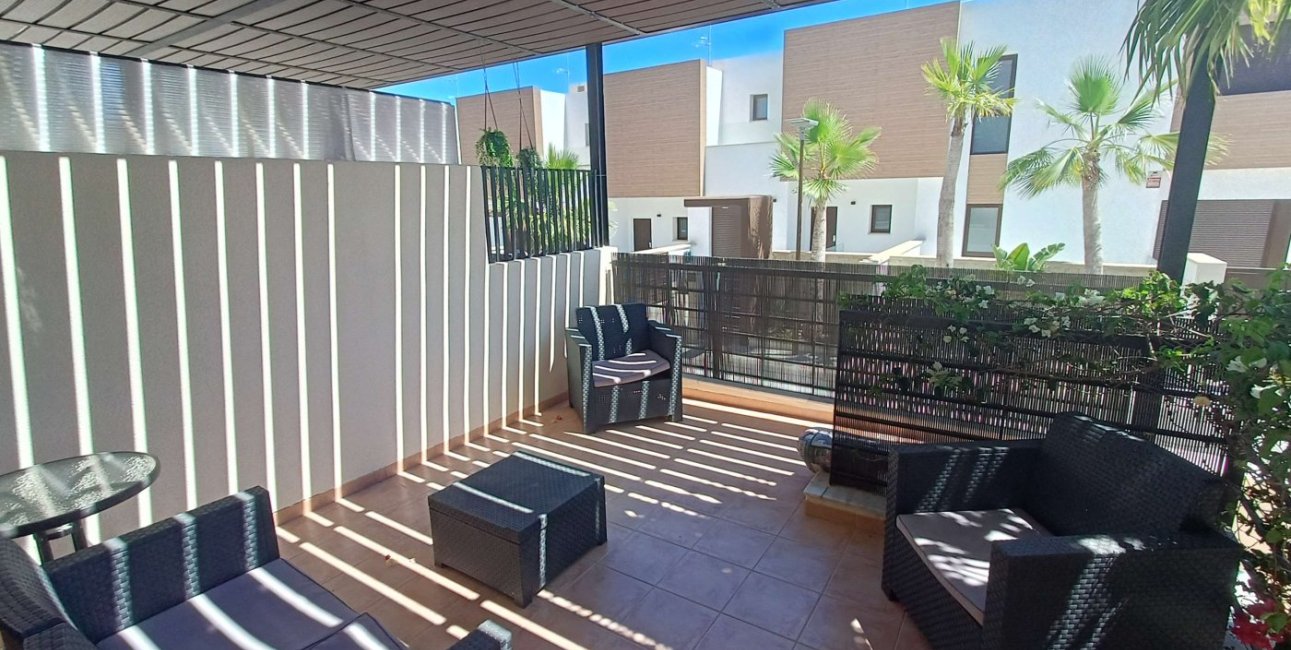 Resale - Townhouse -
Algorfa - La Finca Golf Resort