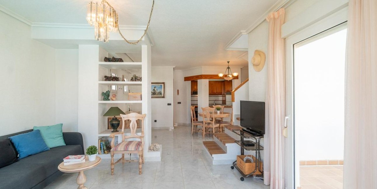 Resale - Duplex -
Orihuela Costa - Playa Flamenca