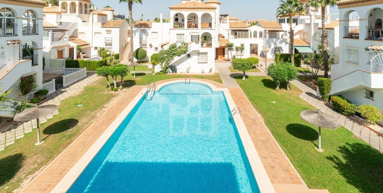Resale - Duplex -
Orihuela Costa - Playa Flamenca