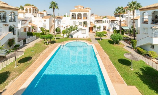 Resale - Duplex -
Orihuela Costa - Playa Flamenca
