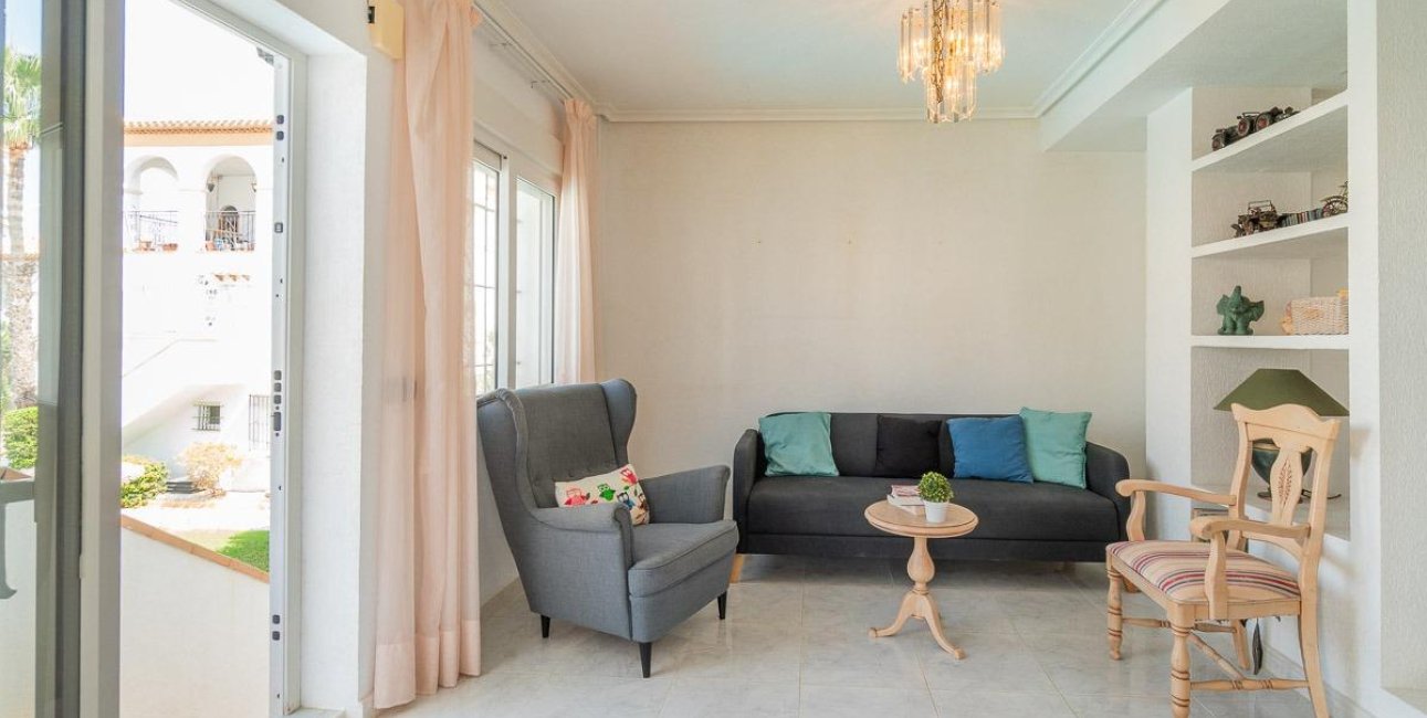 Resale - Duplex -
Orihuela Costa - Playa Flamenca