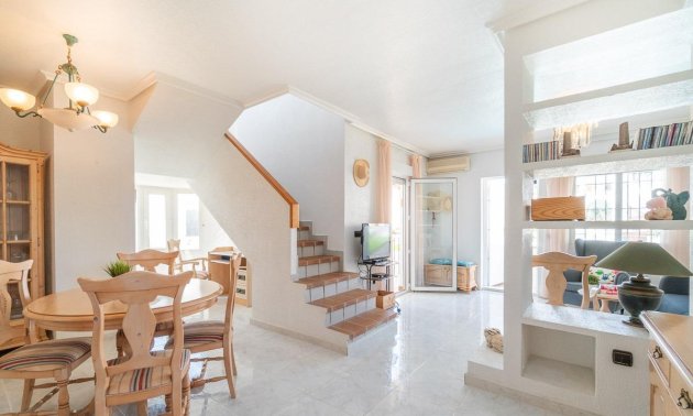 Resale - Duplex -
Orihuela Costa - Playa Flamenca