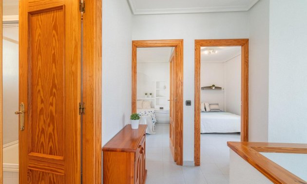 Resale - Duplex -
Orihuela Costa - Playa Flamenca