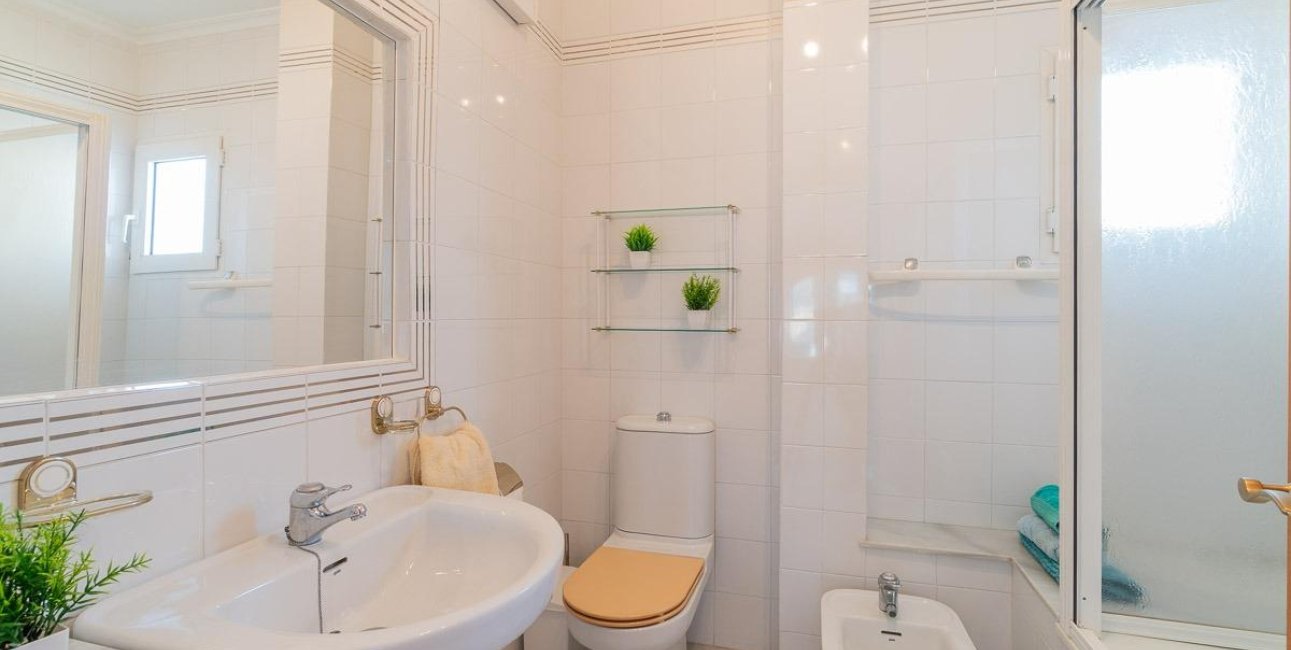 Resale - Duplex -
Orihuela Costa - Playa Flamenca