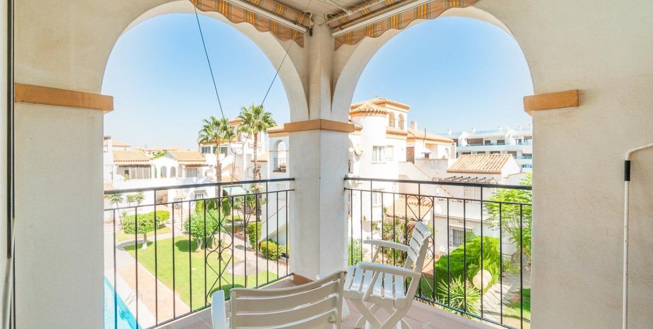 Resale - Duplex -
Orihuela Costa - Playa Flamenca