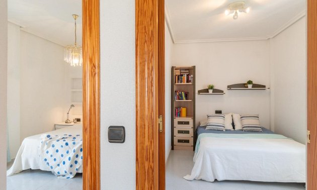 Resale - Duplex -
Orihuela Costa - Playa Flamenca
