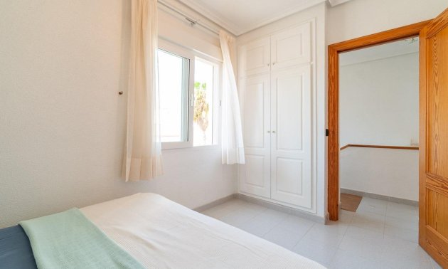 Resale - Duplex -
Orihuela Costa - Playa Flamenca