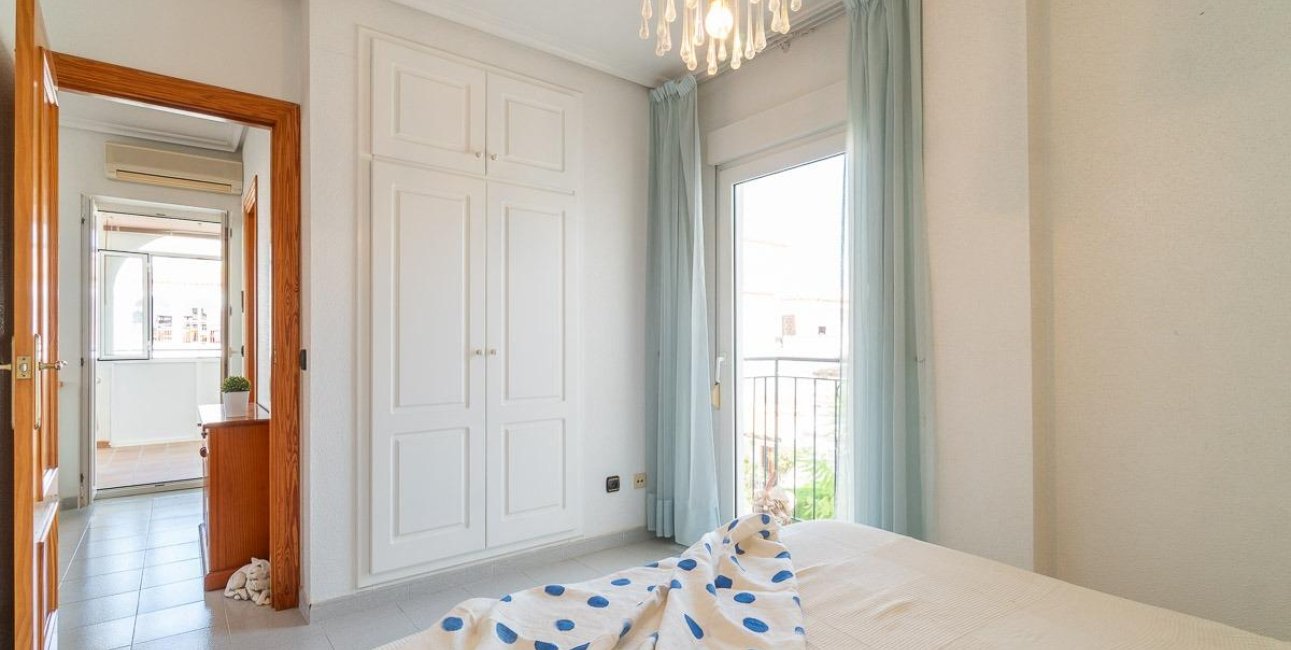 Resale - Duplex -
Orihuela Costa - Playa Flamenca