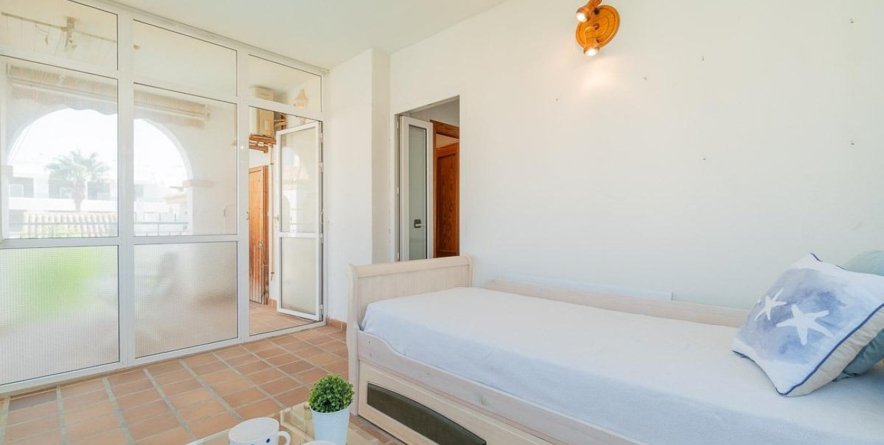 Resale - Duplex -
Orihuela Costa - Playa Flamenca