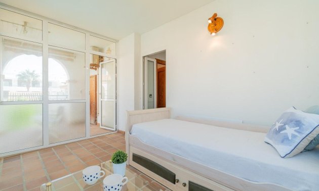 Resale - Duplex -
Orihuela Costa - Playa Flamenca