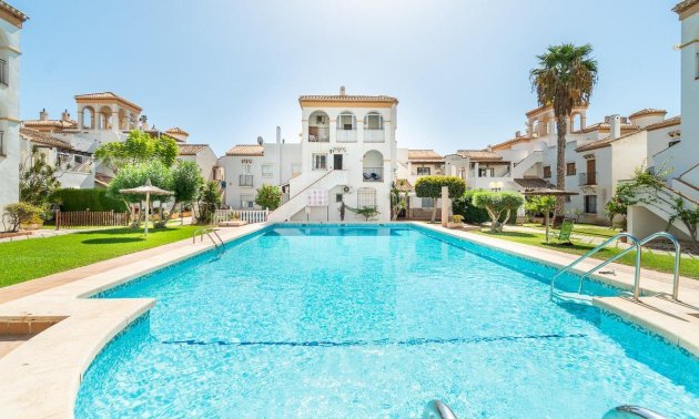 Resale - Duplex -
Orihuela Costa - Playa Flamenca