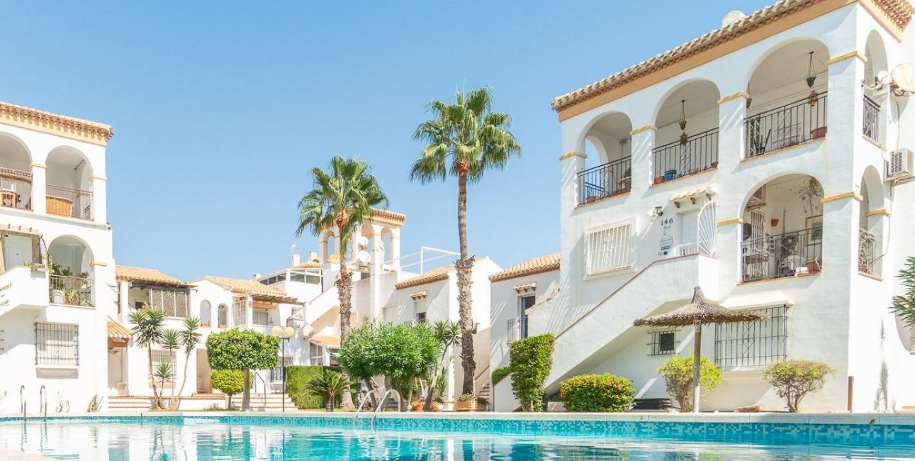 Resale - Duplex -
Orihuela Costa - Playa Flamenca