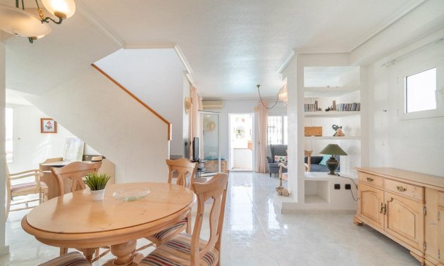 Resale - Duplex -
Orihuela Costa - Playa Flamenca