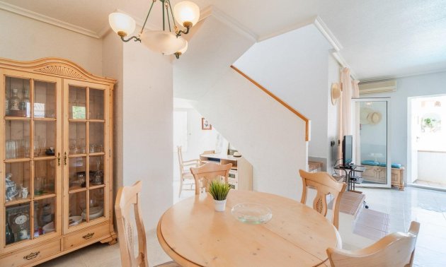 Resale - Duplex -
Orihuela Costa - Playa Flamenca