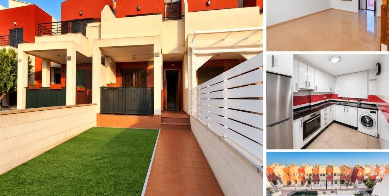 Reventa - Adosado -
Torrevieja - Aguas Nuevas