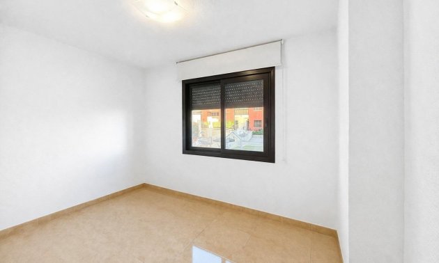 Reventa - Adosado -
Torrevieja - Aguas Nuevas