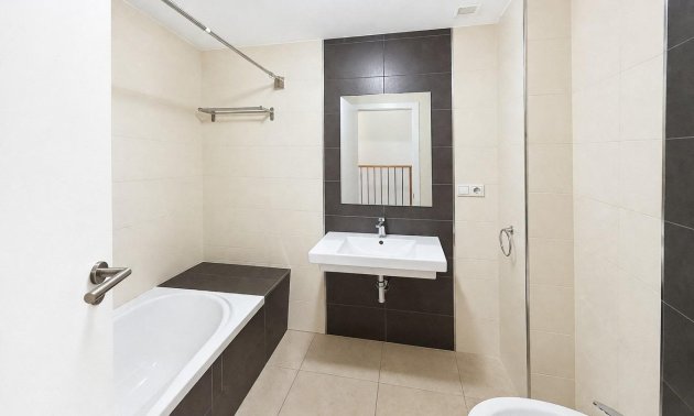 Reventa - Adosado -
Torrevieja - Aguas Nuevas