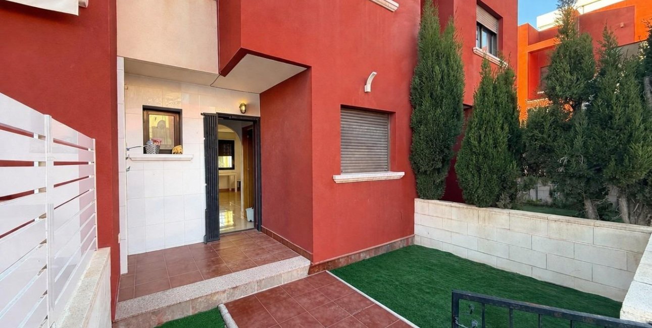Reventa - Adosado -
Torrevieja - Aguas Nuevas