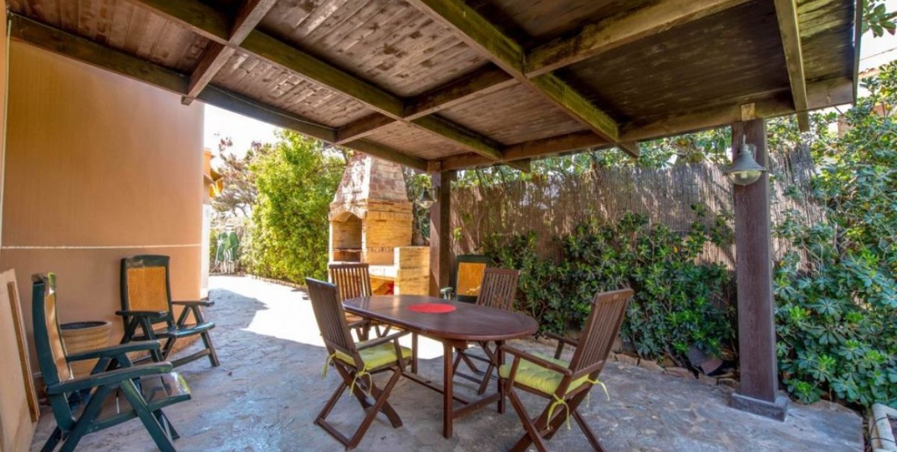 Resale - Villa -
Torrevieja - La Mata