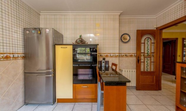 Resale - Villa -
Torrevieja - La Mata
