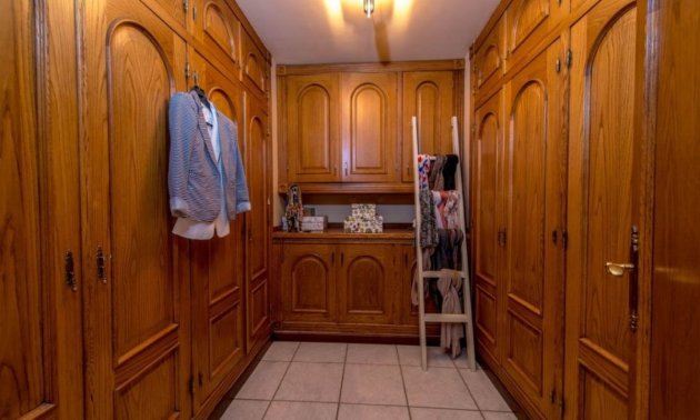 Resale - Villa -
Torrevieja - La Mata