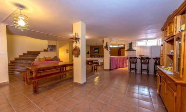 Resale - Villa -
Torrevieja - La Mata