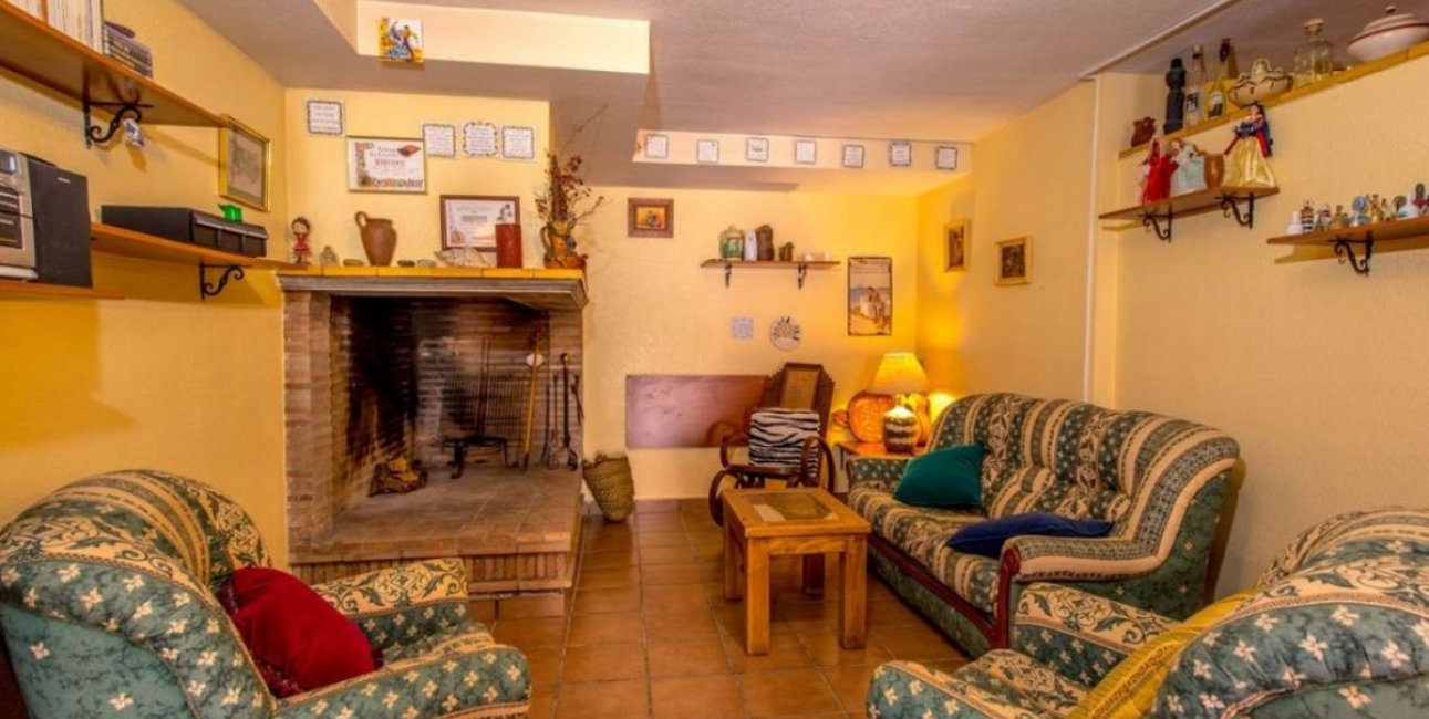 Resale - Villa -
Torrevieja - La Mata