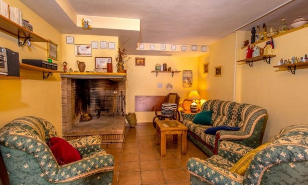 Resale - Villa -
Torrevieja - La Mata