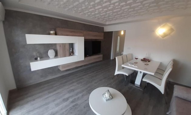 Resale - Apartment / flat -
Torrevieja - Acequion