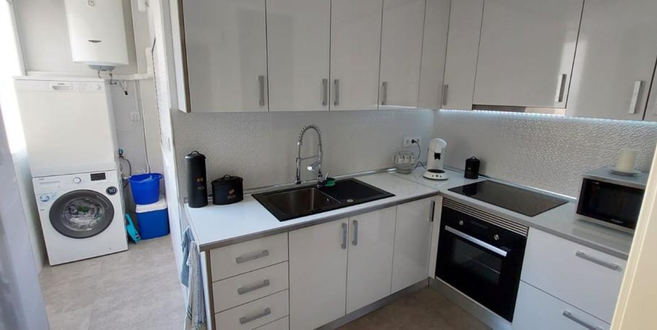 Resale - Apartment / flat -
Torrevieja - Acequion