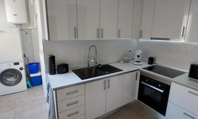 Resale - Apartment / flat -
Torrevieja - Acequion