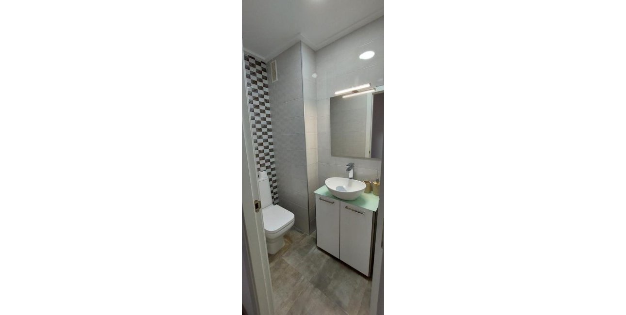 Resale - Apartment / flat -
Torrevieja - Acequion